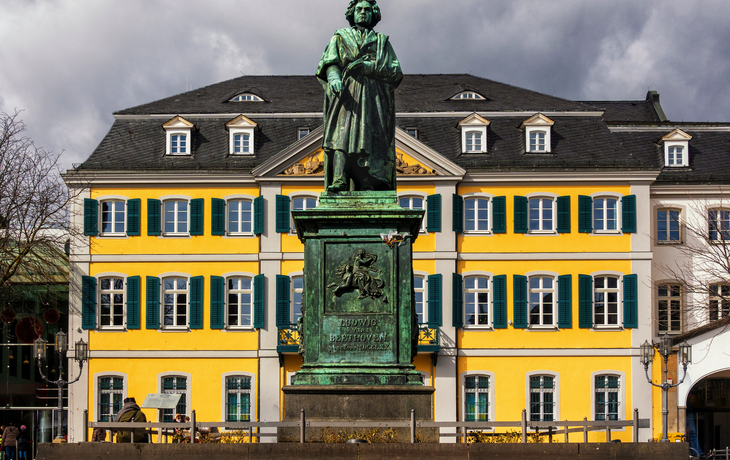 Ludwig van Beethovens Denkmal auf dem Bonner Münsterplatz